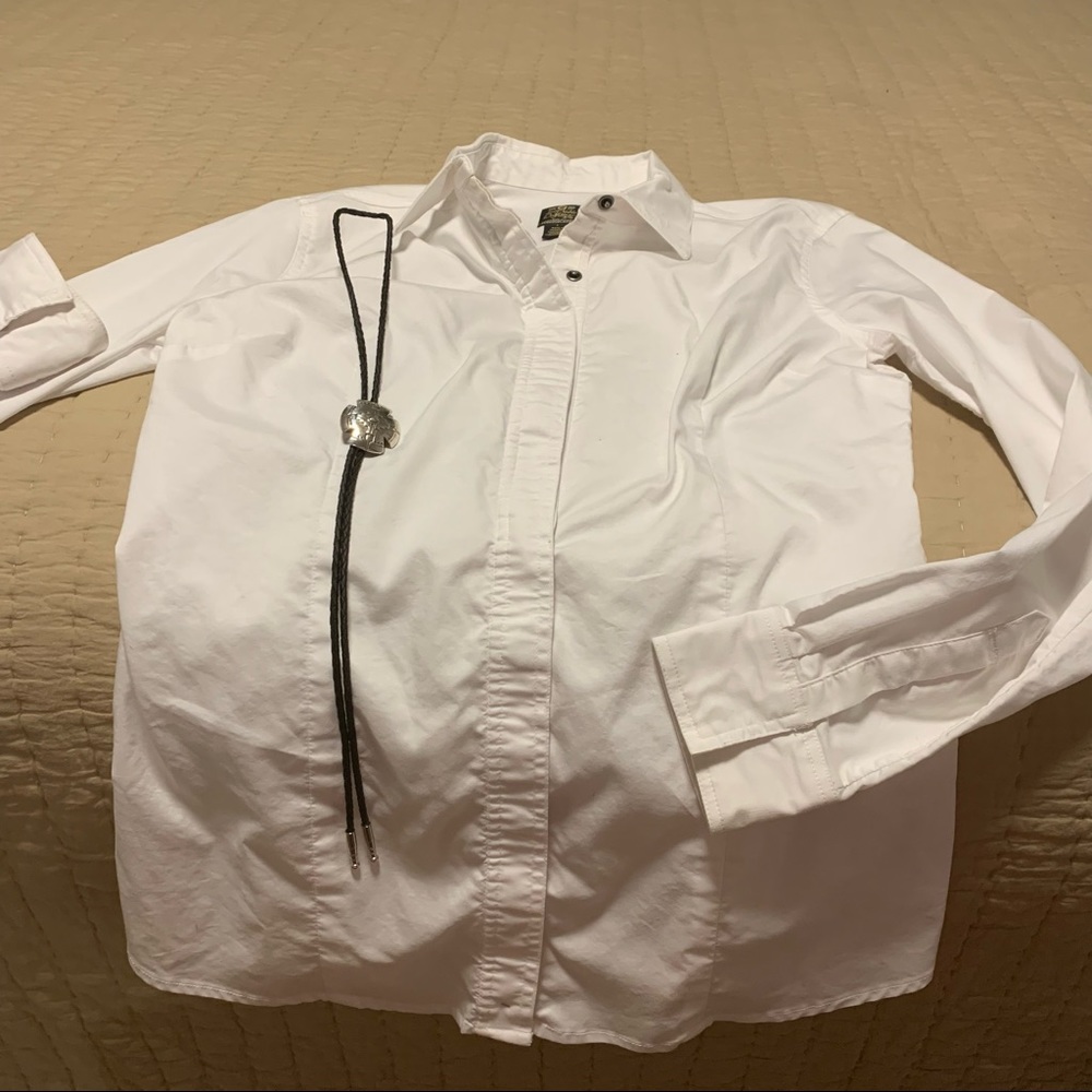NOBLE OUTFITTERS WHITE BLOUSE/SHOW SHIRT SIZE LARGE